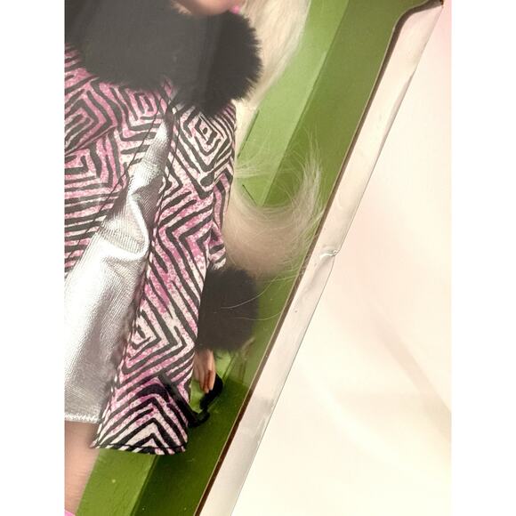 Wild Style Barbie Doll 1997 Mattel #19262 • Special Edition Blonde • NIB - Picture 8 of 9